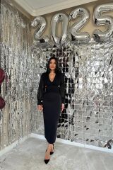 Siyah Kolları Şifon Arka Bel Detaylı Elbise