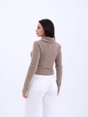 42531 TRİKO SİMLİ YAKALI CROP-KAHVE