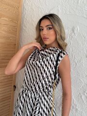 Kadın Degaje Yaka önden çapraz Detay Saten Midi Elbise